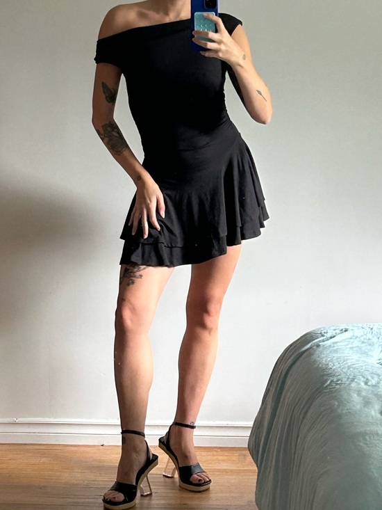 Forever 21 Dresses & Skirts - Forever 21 Off-Shoulder Black Skater Dress